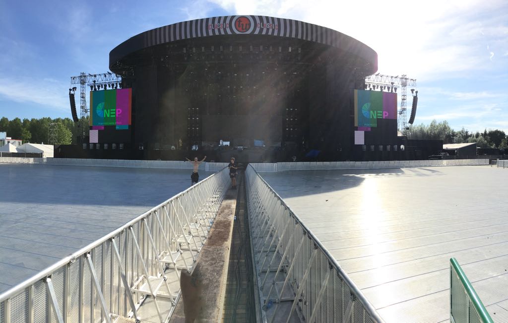 Flanelle 130 cm · noire (9300) · rouleau de 60 m